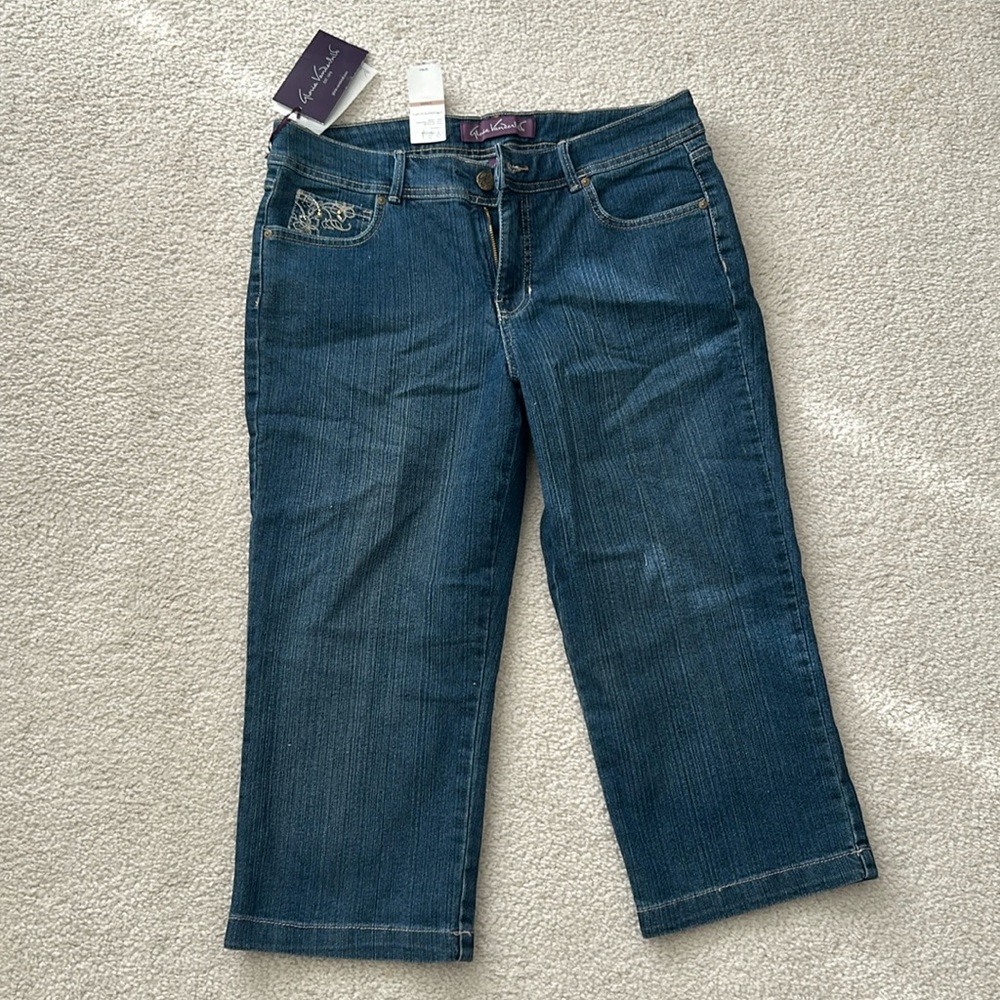 New Gloria Vanderbilt size 12 women’s capri jeans NWT